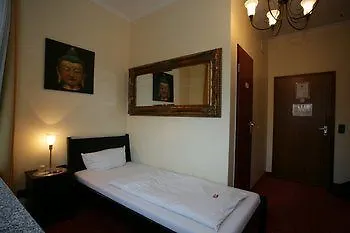Hotel An Der Oper Duesseldorf 3*, Dusseldorf